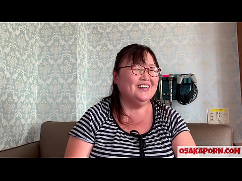 ❤️ Mama japoneză grasă își arată sânii uriași și se bucură de o jucărie sexuală. O mamă asiatică de 51 de ani vorbește despre experiența ei sexuală. Yukiko 1 OSAKAPORN milf grasă. ❌  at us ro.xxxnd.ru ❤